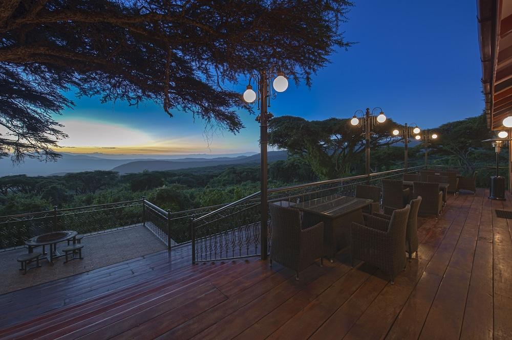 Karibu Camps And Lodges Lions Paw Ngorongoro Karatu Esterno foto
