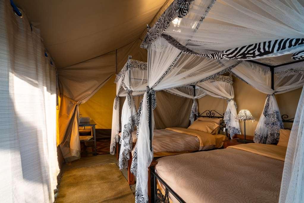 Karibu Camps And Lodges Lions Paw Ngorongoro Karatu Camera foto